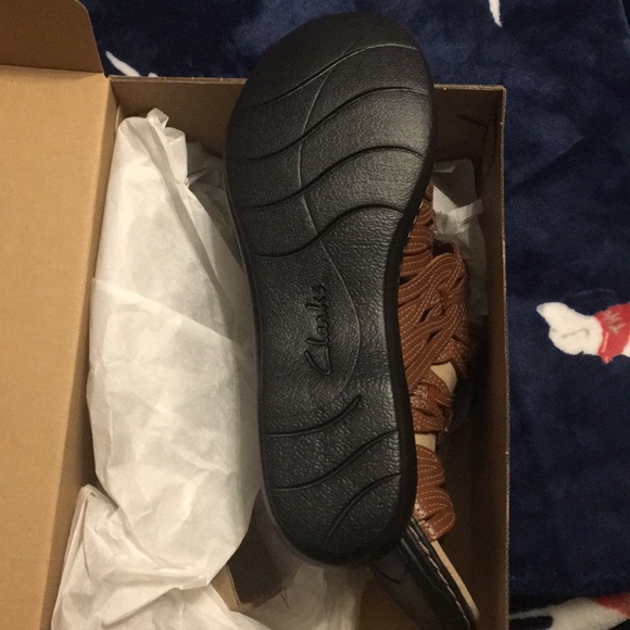 Clark’s women adjustable straps sandals.  NEW! - Picture 7 of 7